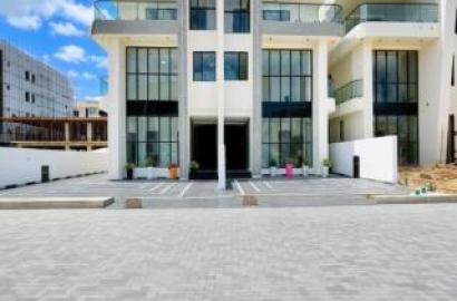 5 bedroom semi-detached duplex for sale