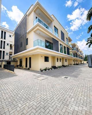 5 bedroom semi-detached duplex for sale
