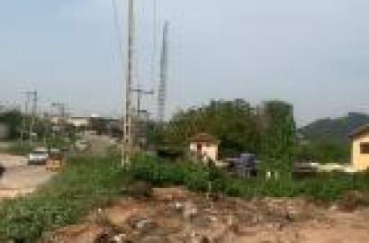 For sale: One Acre Of Commercial Land At Podo Area, New Garage Podo Area, Along Ibadan To Ijebu Road, New Garage, Ibadan Odo Ona Ibadan Oyo  ₦ 200,000,000
