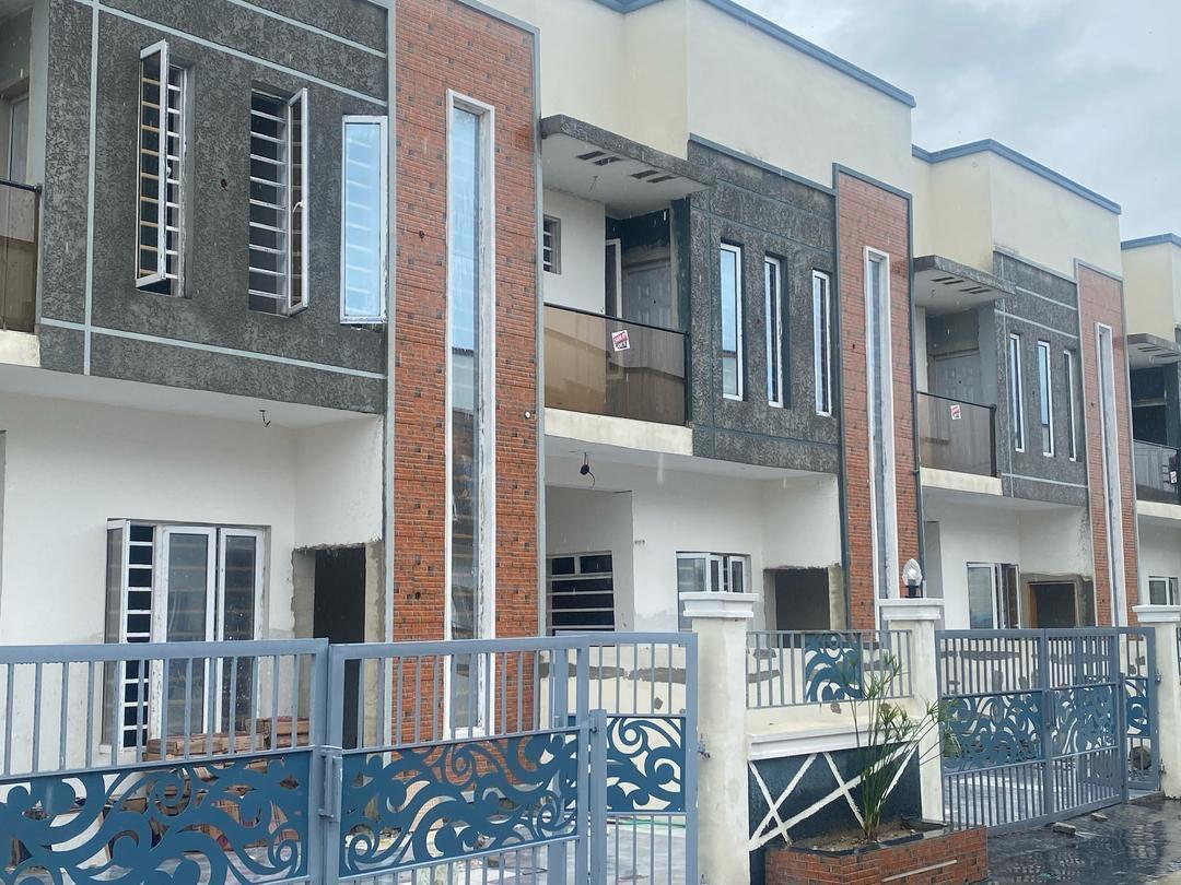 AVAILABLE TO LET  BRAND NEW,SO LUXURIOUS,IN AN ESTATE  4BEDROOM DUPLEX WITH A ROOM BQ, ANNUAL RENT IS 6m