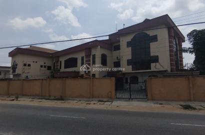 Plaza / complex / mall for sale