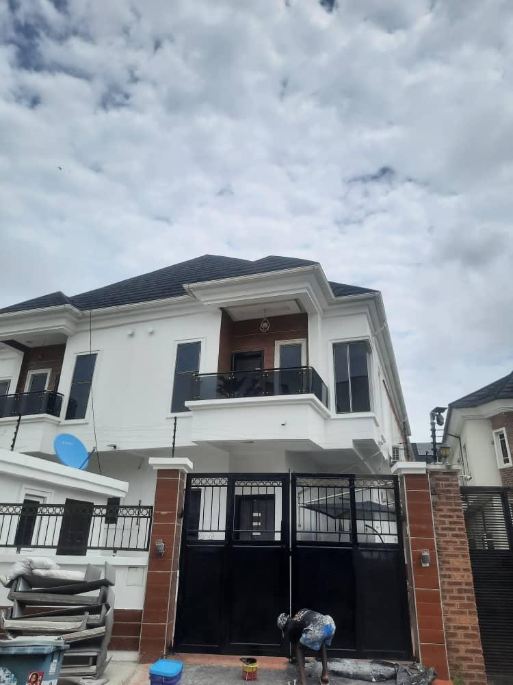 🏡 4 Bedroom semi detached Duplex with a spacious BQ