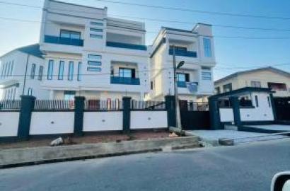 6 bedroom detached duplex for sale