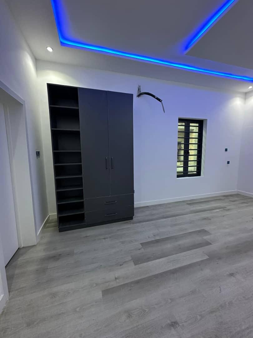 Fully detached duplex + Boys Quarter (BQ)