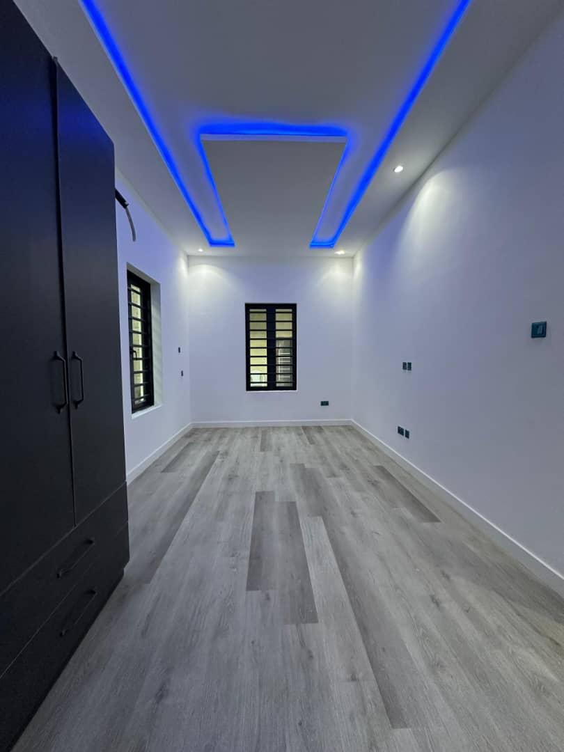 Fully detached duplex + Boys Quarter (BQ)