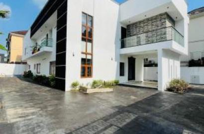 6 bedroom detached duplex for sale