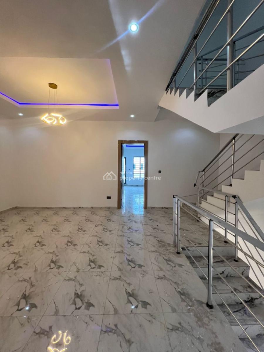 4 bedroom terraced duplex for sale