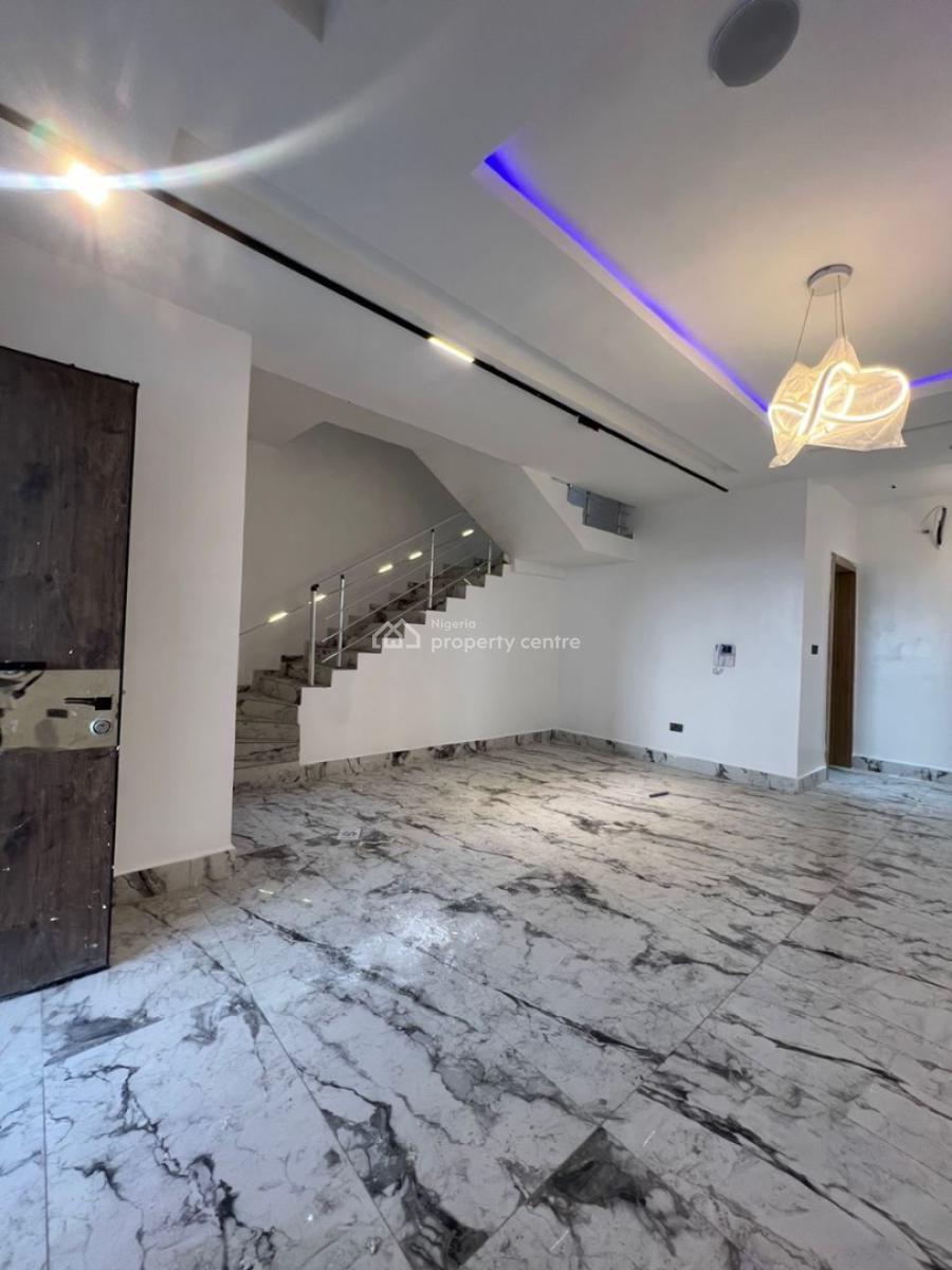 4 bedroom terraced duplex for sale