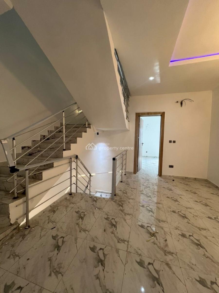 4 bedroom terraced duplex for sale