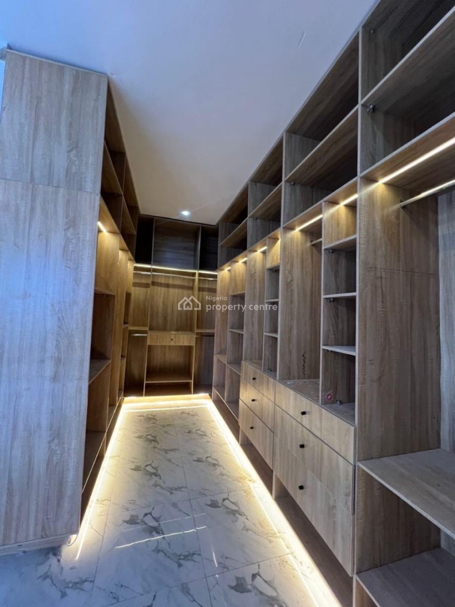 4 bedroom terraced duplex for sale