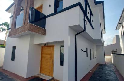 NEWLY Built 5 BEDROOM Fully DETACHED DUPLEX with BQ at Magodo Gra Phase II.