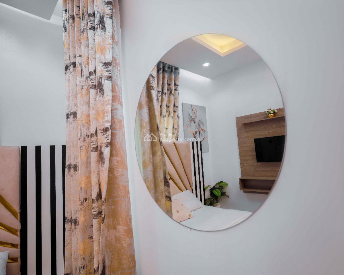 5 bedroom detached duplex short let