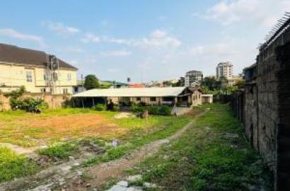 Buy And Build With Certified Document In A Gated And Secured Estate Mixed-use land