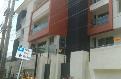 FOR SALE IKEJA,GRA  Newly built 3 bedroom flat (all rooms en-suite) Ground floor.  Price - N310m